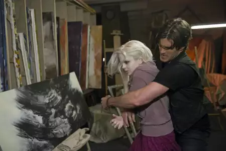 iZombie - galeria zdjęć - filmweb