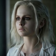 iZombie - galeria zdjęć - filmweb