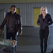 iZombie - galeria zdjęć - filmweb