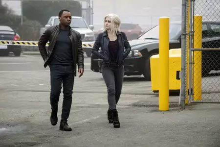 iZombie - galeria zdjęć - filmweb