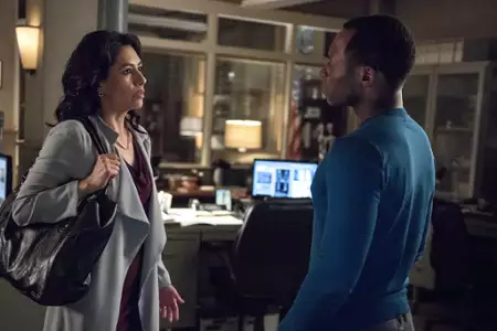 iZombie - galeria zdjęć - filmweb