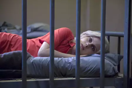 iZombie - galeria zdjęć - filmweb