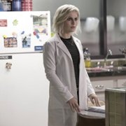 iZombie - galeria zdjęć - filmweb