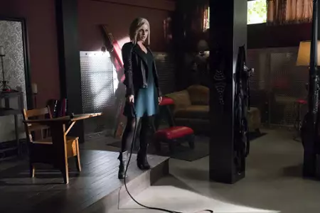 iZombie - galeria zdjęć - filmweb