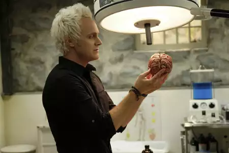 iZombie - galeria zdjęć - filmweb