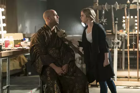 iZombie - galeria zdjęć - filmweb