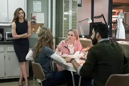 iZombie - galeria zdjęć - filmweb