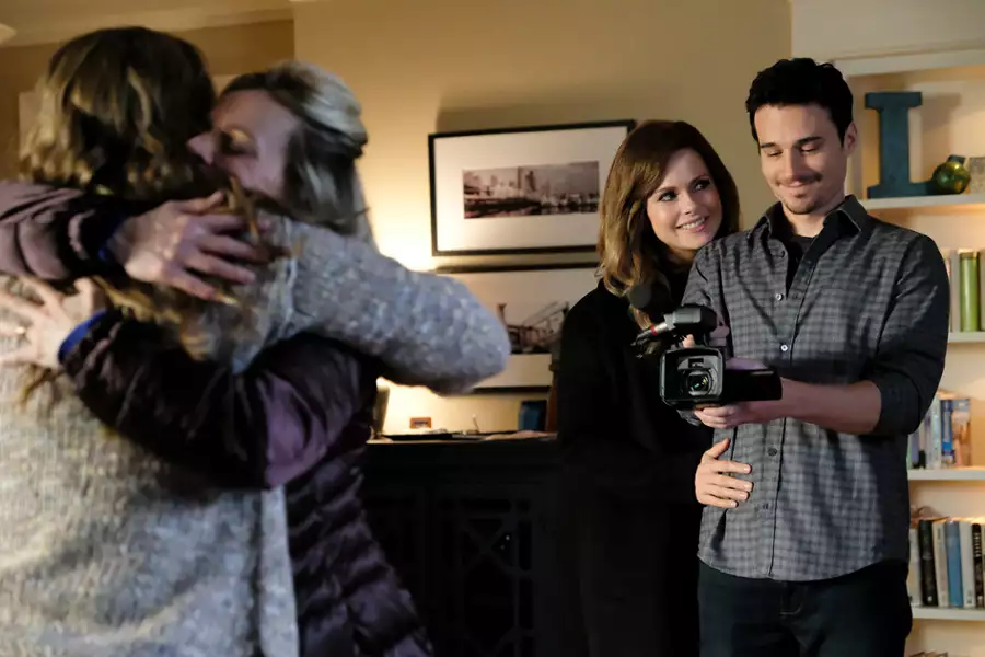 iZombie - galeria zdjęć - filmweb