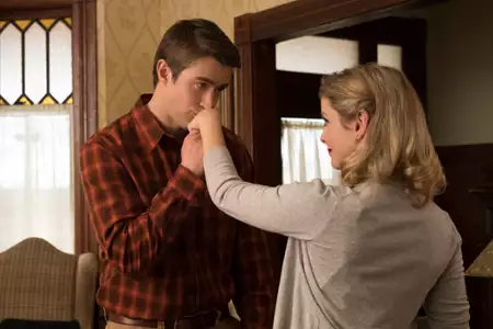 iZombie - galeria zdjęć - filmweb