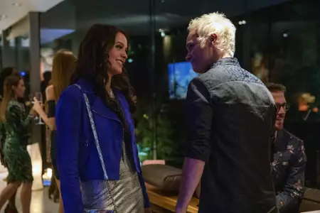 iZombie - galeria zdjęć - filmweb