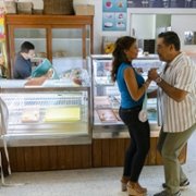 The Baker and the Beauty - galeria zdjęć - filmweb