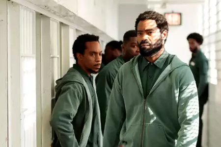 For Life - galeria zdjęć - filmweb