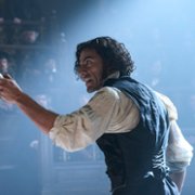 Oscar Isaac w Frankenstein