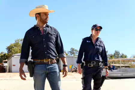 Mystery Road - galeria zdjęć - filmweb