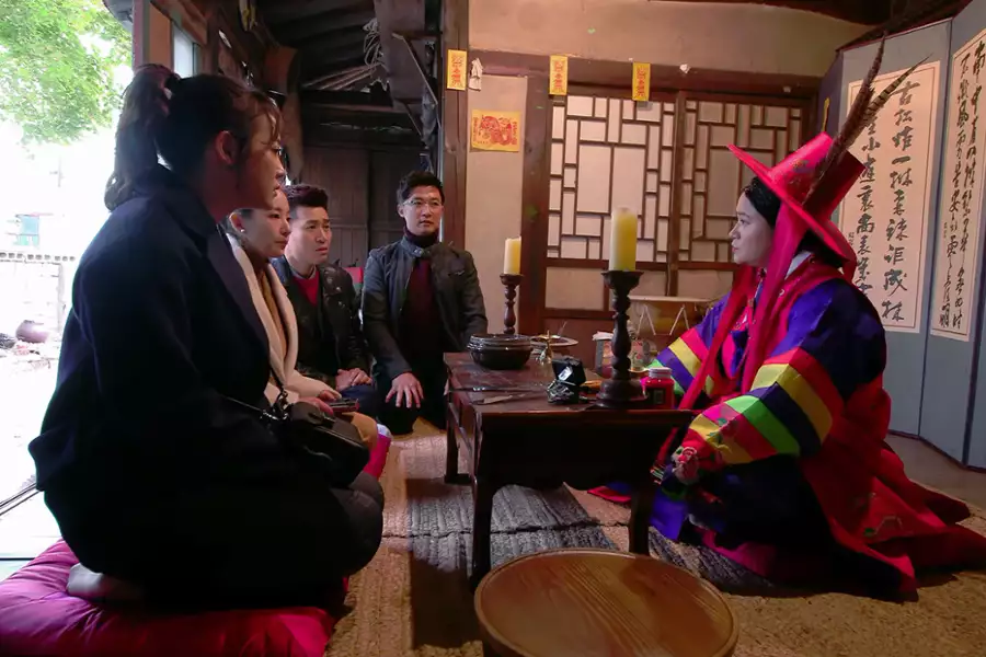 Busted! - galeria zdjęć - filmweb