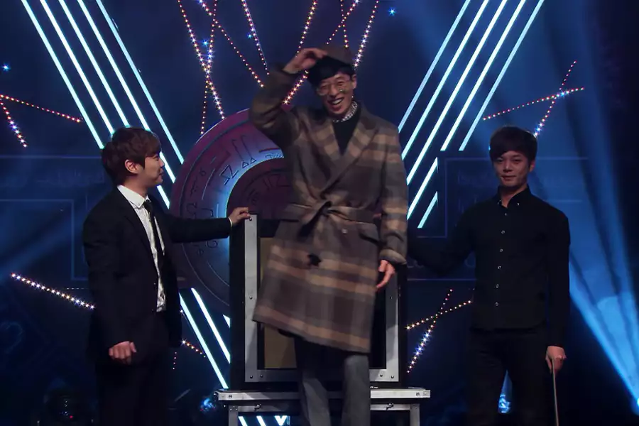 Busted! - galeria zdjęć - filmweb