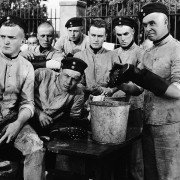 All Quiet on the Western Front - galeria zdjęć - filmweb
