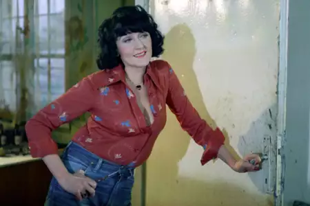 Brunet wieczorową porą - galeria zdjęć - filmweb