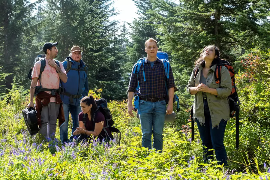 Resident Alien - galeria zdjęć - filmweb