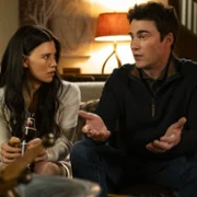 Resident Alien - galeria zdjęć - filmweb