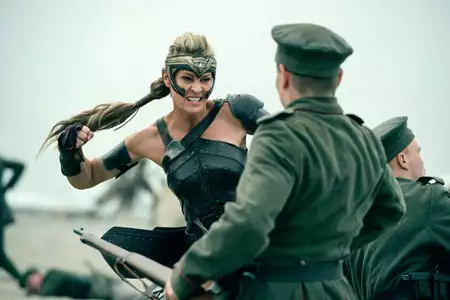 Wonder Woman - galeria zdjęć - filmweb