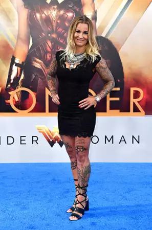 Wonder Woman - galeria zdjęć - filmweb