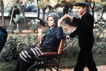 Tristana - galeria zdjęć - filmweb