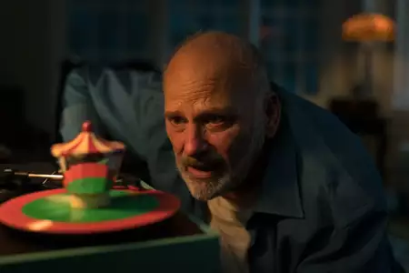 Evil - galeria zdjęć - filmweb
