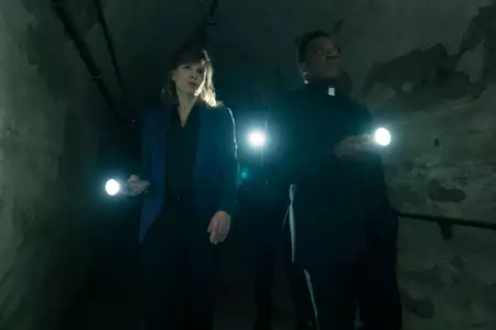 Evil - galeria zdjęć - filmweb