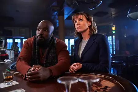 Evil - galeria zdjęć - filmweb