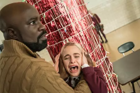 Evil - galeria zdjęć - filmweb