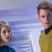 W ciemność. Star Trek - galeria zdjęć - filmweb