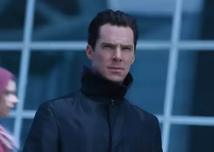 W ciemność. Star Trek - galeria zdjęć - filmweb