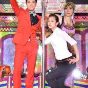 Luo Si Xiao Jie Yao Chu Jia - galeria zdjęć - filmweb