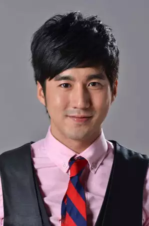 Luo Si Xiao Jie Yao Chu Jia - galeria zdjęć - filmweb