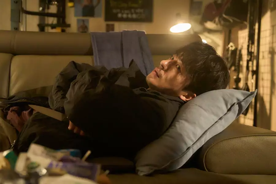 Parasyte: The Grey - galeria zdjęć - filmweb