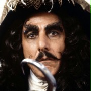 Dustin Hoffman w Hook