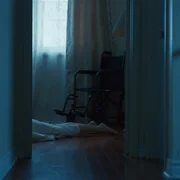 Undertone - galeria zdjęć - filmweb