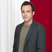 Paul Blackthorne w Szminka w wielkim mieście
