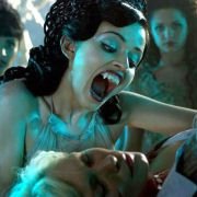 Lesbian Vampire Killers, czyli noc krwawej żądzy - galeria zdjęć - filmweb