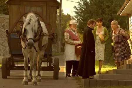 U Pana Boga w ogr&oacute;dku - galeria zdjęć - filmweb