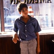 Two Bits - galeria zdjęć - filmweb
