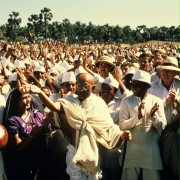 Gandhi - galeria zdjęć - filmweb