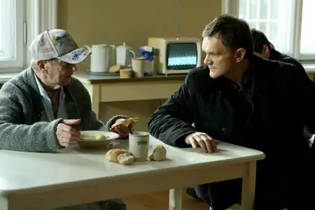 Trzeci oficer - galeria zdjęć - filmweb