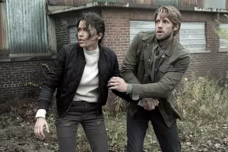 Blood & Treasure - galeria zdjęć - filmweb