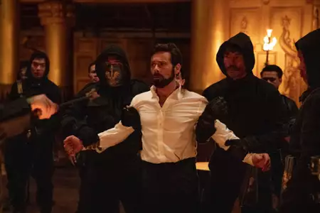 Blood & Treasure - galeria zdjęć - filmweb