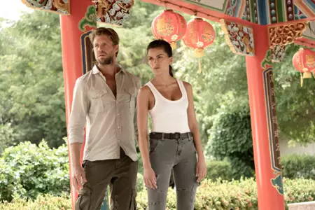 Blood & Treasure - galeria zdjęć - filmweb