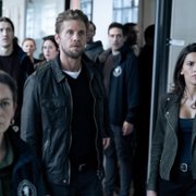 Blood & Treasure - galeria zdjęć - filmweb