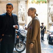 Blood & Treasure - galeria zdjęć - filmweb