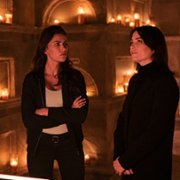 Blood & Treasure - galeria zdjęć - filmweb